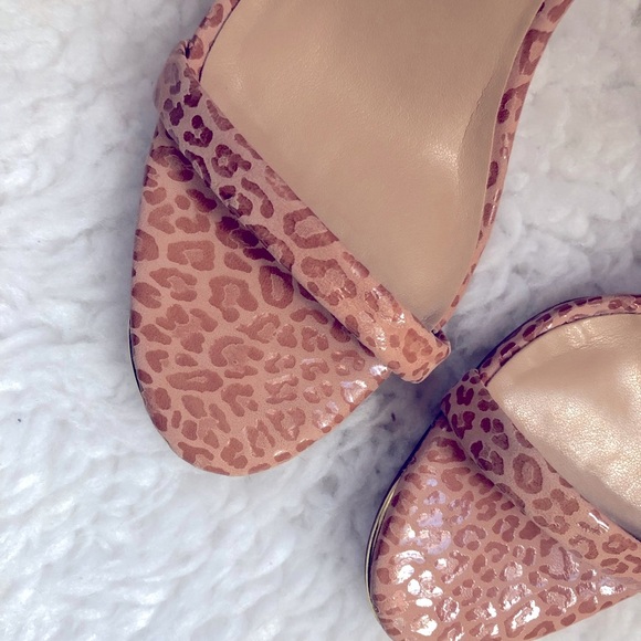 Banana Republic Juliette Animal Print heels - Picture 4 of 6